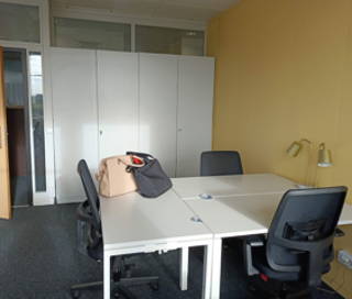Bureau privé 12 m² 3 postes Coworking Avenue de l'Europe Schiltigheim 67300 - photo 1